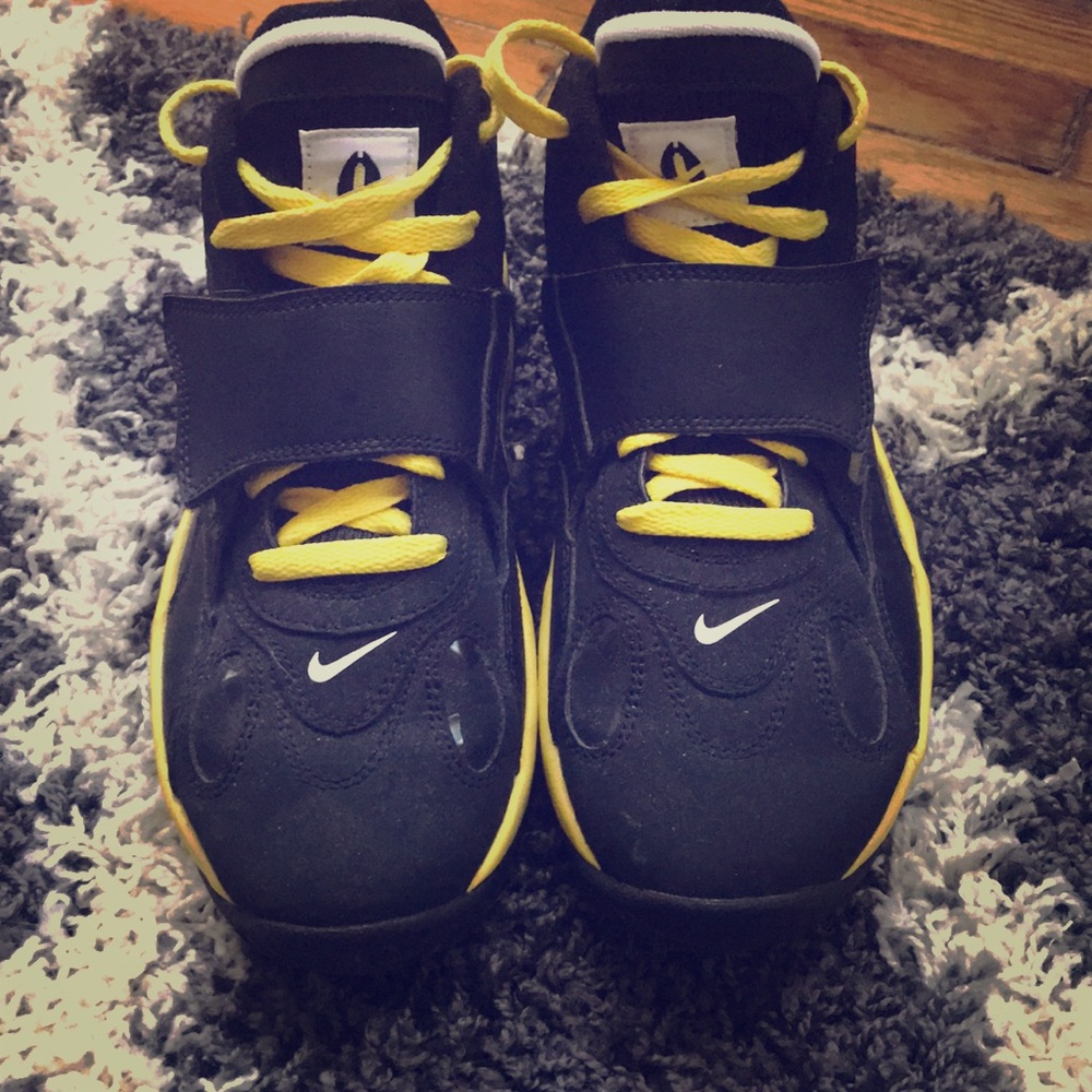 Kids Air Nike’s- Max Speed Turf